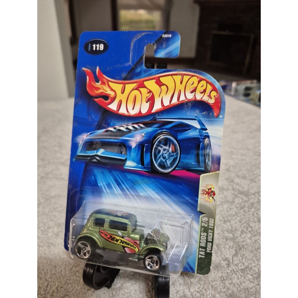 2004 HOT WHEELS #119 FORD VICKY 1932 TAT RODS SERIES 2/5-Sealed